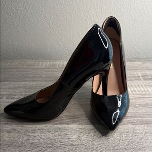 Dream Pairs Black Patent Heels